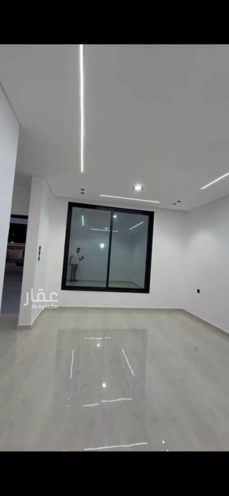 فيلا للبيع في شارع دينار بن حيان, حي ضاحية الملك فهد, مدينة الدمام, المنطقة الشرقية 9