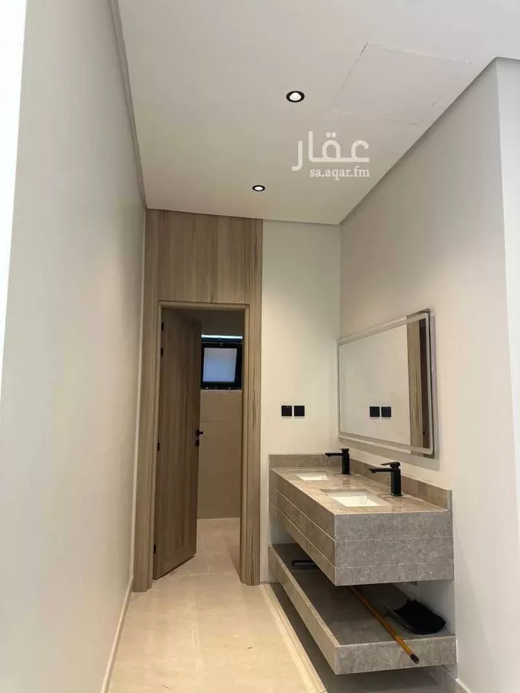 فيلا للبيع في شارع النهضة, حي الشعلة, مدينة الدمام, المنطقة الشرقية صورة 3