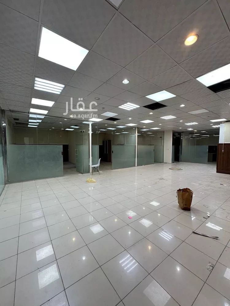 مكتب تجاري للإيجار في شارع الامير عبدالعزيز بن مساعد بن جلوي, حي العليا, مدينة الرياض, منطقة الرياض صورة 3