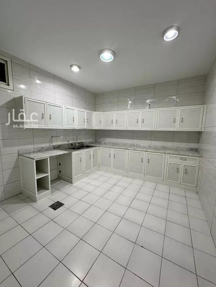 شقة للإيجار في شارع أبي السعود القسطلاني, حي السليمانية, مدينة الرياض, منطقة الرياض 13