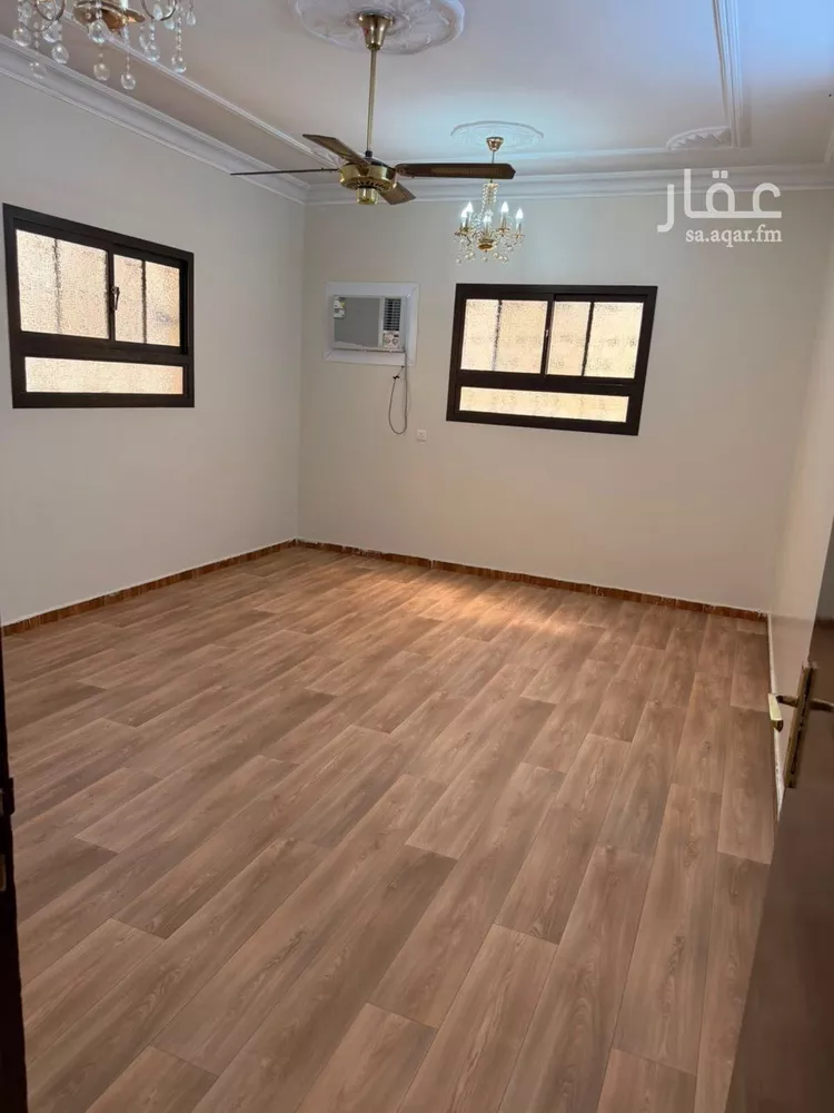 دور للإيجار في شارع شريح الحجازي, حي الروضة, مدينة الرياض, منطقة الرياض 13