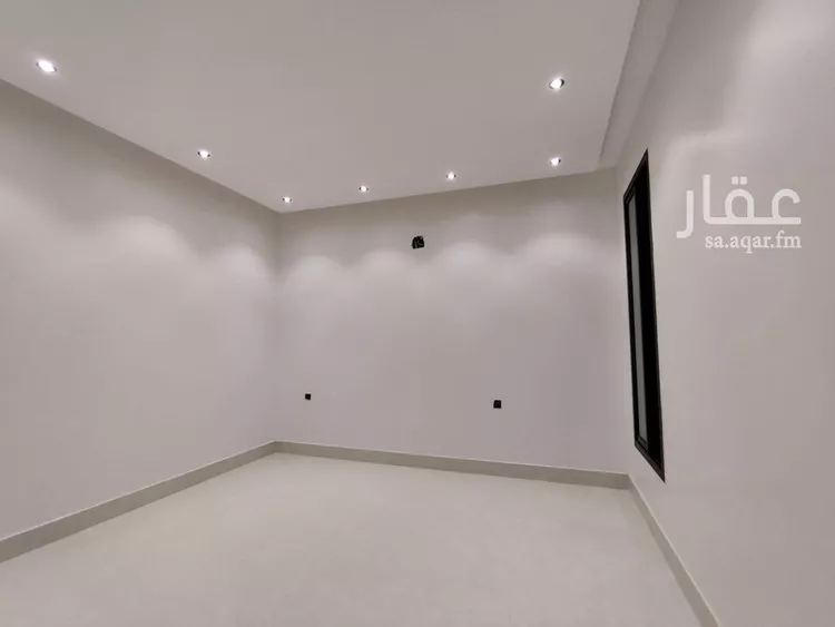 دور للبيع في شارع علي البجادي, حي الرمال, مدينة الرياض, منطقة الرياض صورة 3