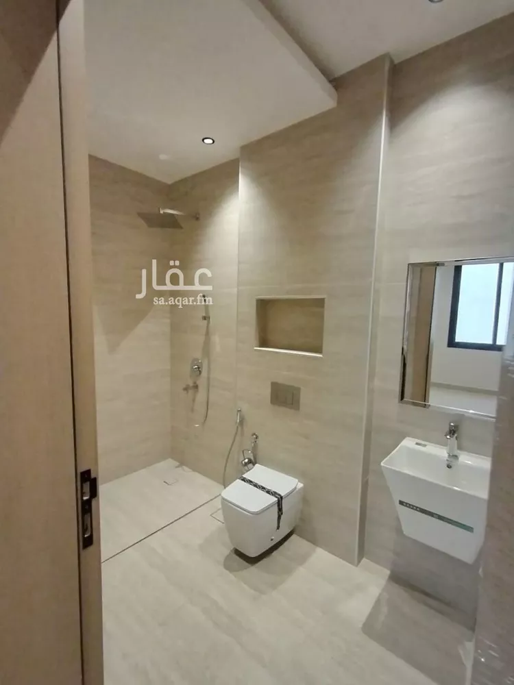 شقة للبيع في شارع مطلق بن صالح بن مطلق, حي إشبيلية, مدينة الرياض, منطقة الرياض صورة 3