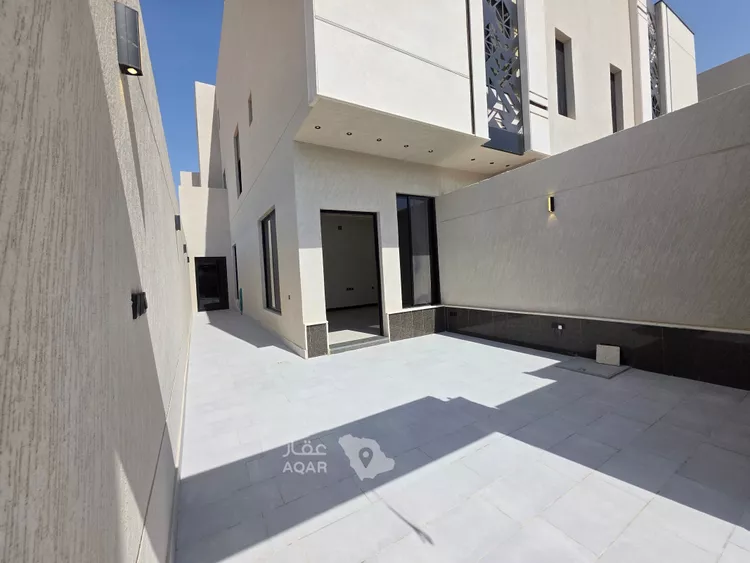 فيلا للبيع في شارع الشيخ عبدالعزيز بن شلوان, حي الرمال, مدينة الرياض, منطقة الرياض 2