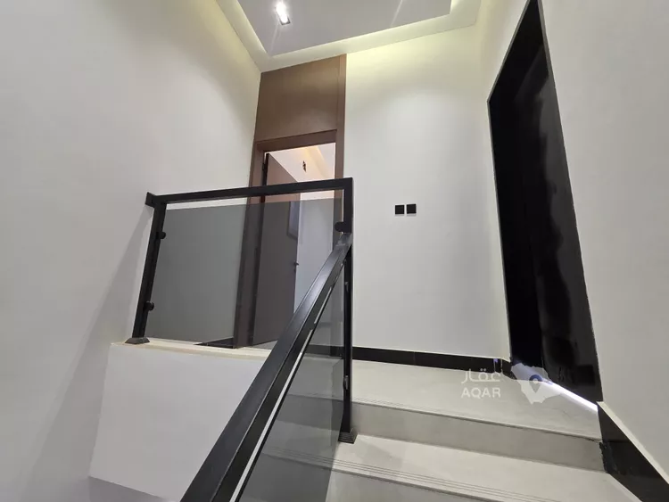 فيلا للبيع في شارع الشيخ عبدالعزيز بن شلوان, حي الرمال, مدينة الرياض, منطقة الرياض 3