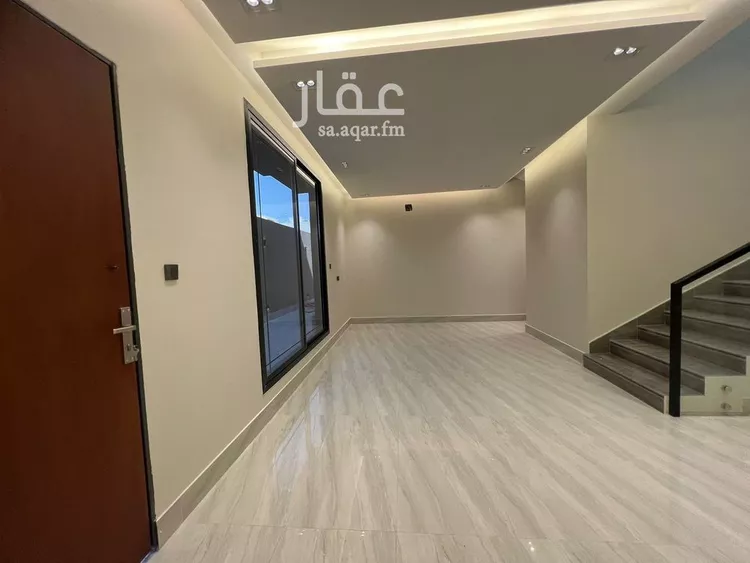 فيلا للبيع في شارع عبدالله بن الخطاب, حي الرمال, مدينة الرياض, منطقة الرياض