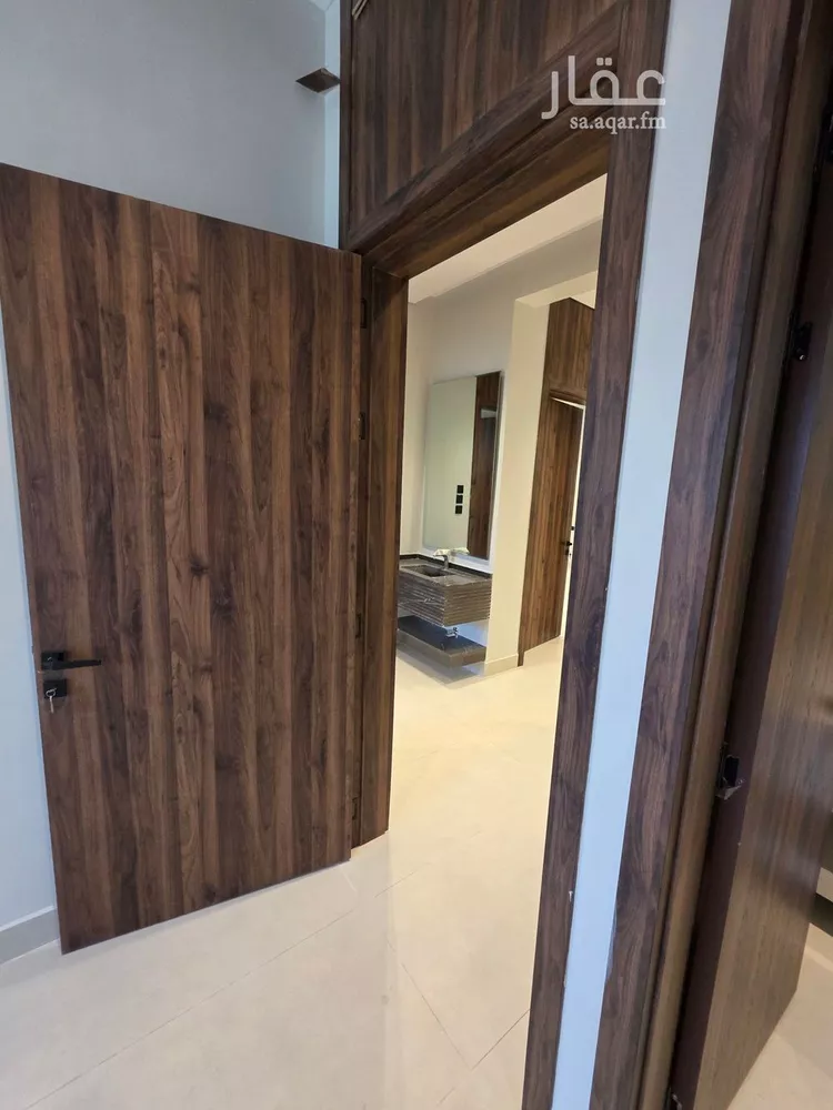 دور للبيع في شارع نويعمه, حي اليرموك, مدينة الرياض, منطقة الرياض 23