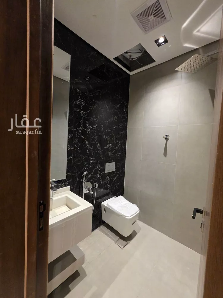 فيلا للبيع في شارع رقم 379, حي المونسية, مدينة الرياض, منطقة الرياض 24