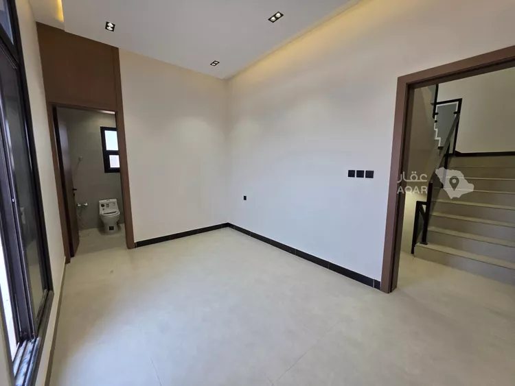 فيلا للبيع في شارع الشيخ عبدالعزيز بن شلوان, حي الرمال, مدينة الرياض, منطقة الرياض 19
