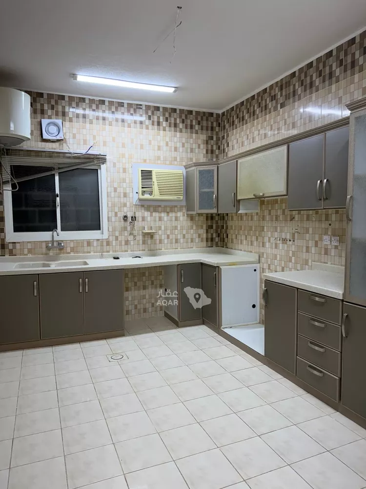 شقة للإيجار في شارع ابن الوراق, حي الرمال, مدينة الرياض, منطقة الرياض 3