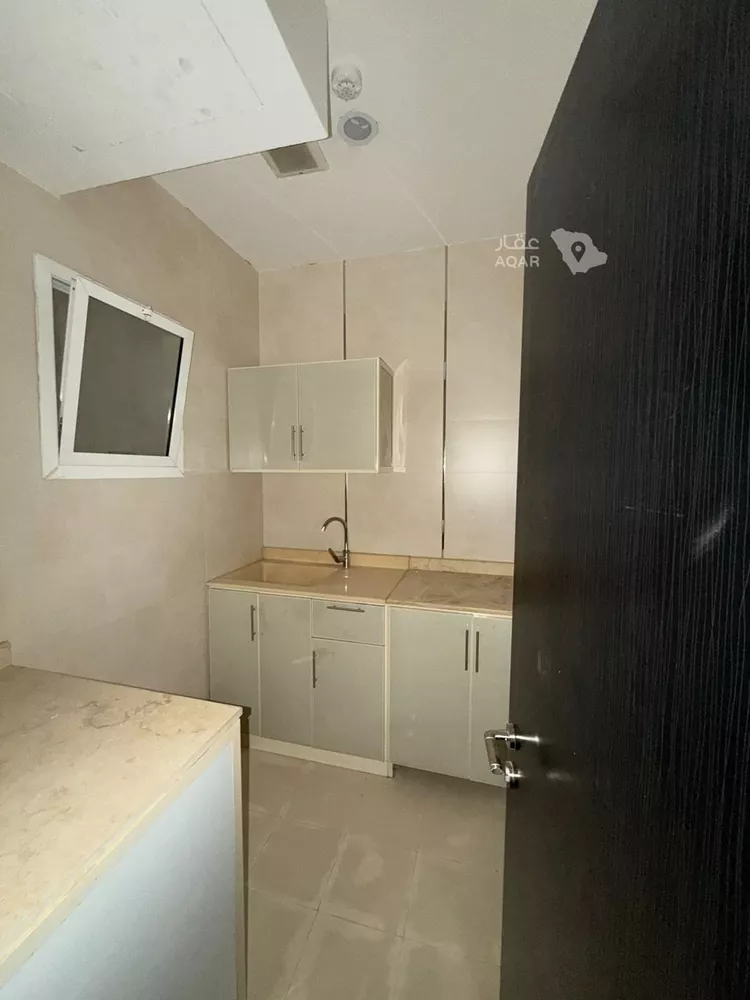 Commercial Office for Rent in Riyadh Umm Al Hamam Al Gharbi 6