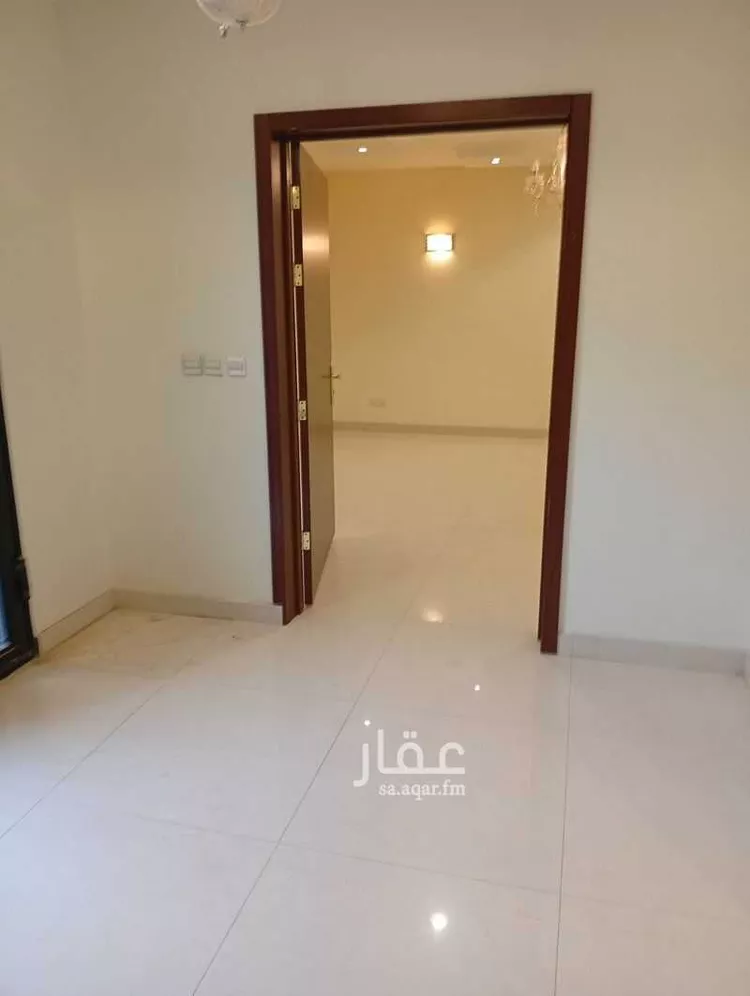 Floor for Rent in Riyadh Al Yasmin 18