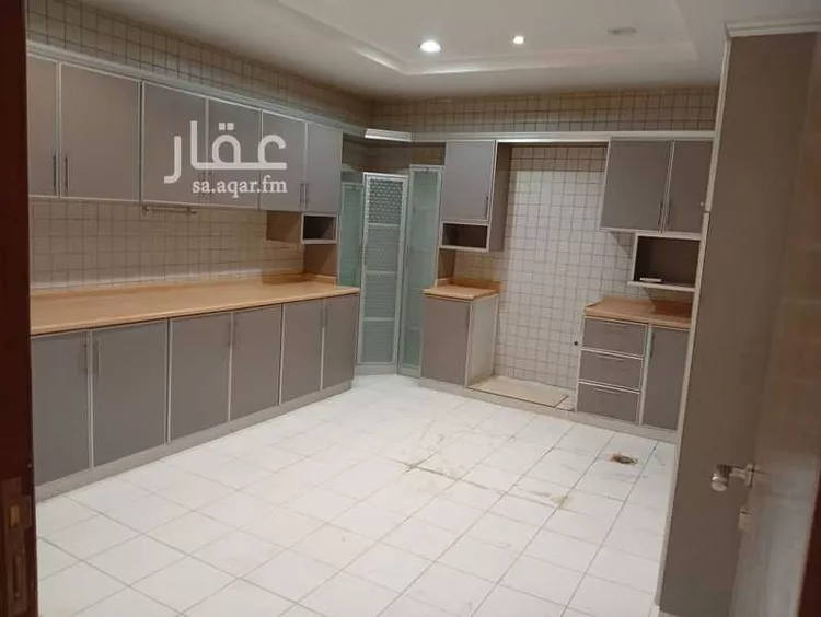 Floor for Rent in Riyadh Al Yasmin 12