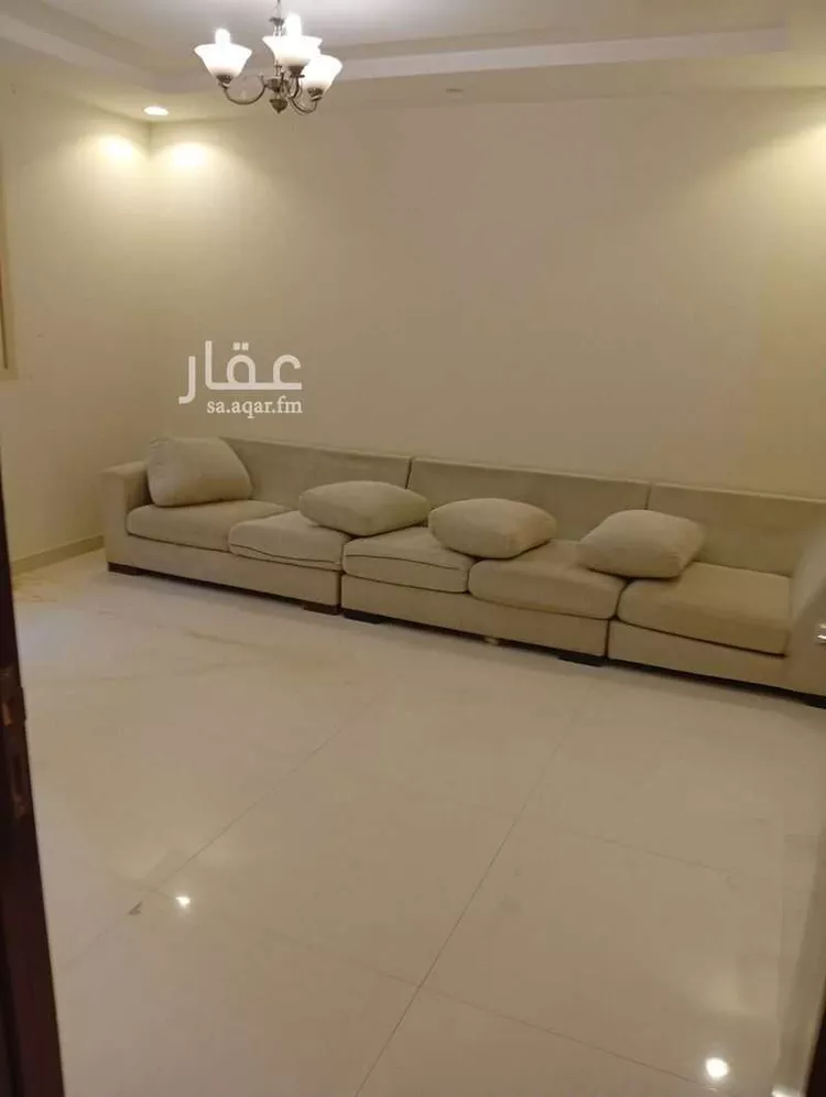 Floor for Rent in Riyadh Al Yasmin 25