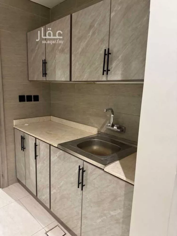 شقة للإيجار في شارع ثابت بن النعمان, حي المرقب, مدينة الرياض, منطقة الرياض صورة 3