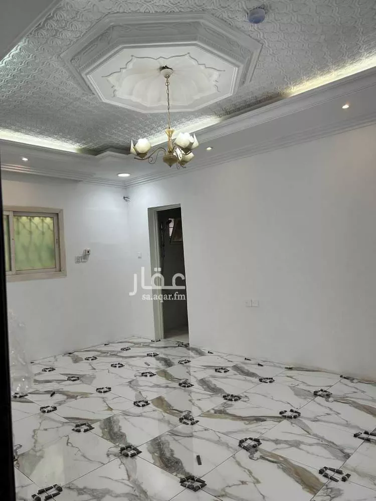 فيلا للبيع في شارع شارع الأمير سلطان بن عبدالعزيز, حي الخالدية, مدينة امارة منطقة الرياض - الدرعيه, منطقة الرياض صورة 2