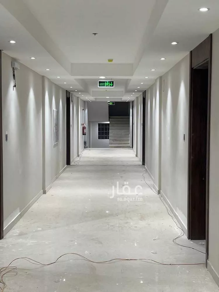 عمارة للإيجار في شارع محمد بن مخلد الانصاري, حي الفيصلية, مدينة الرياض, منطقة الرياض صورة 4