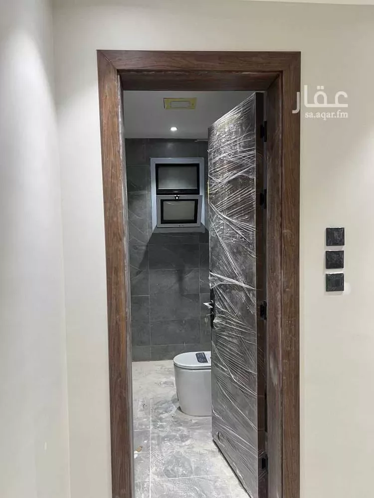 عمارة للإيجار في شارع محمد بن مخلد الانصاري, حي الفيصلية, مدينة الرياض, منطقة الرياض صورة 3