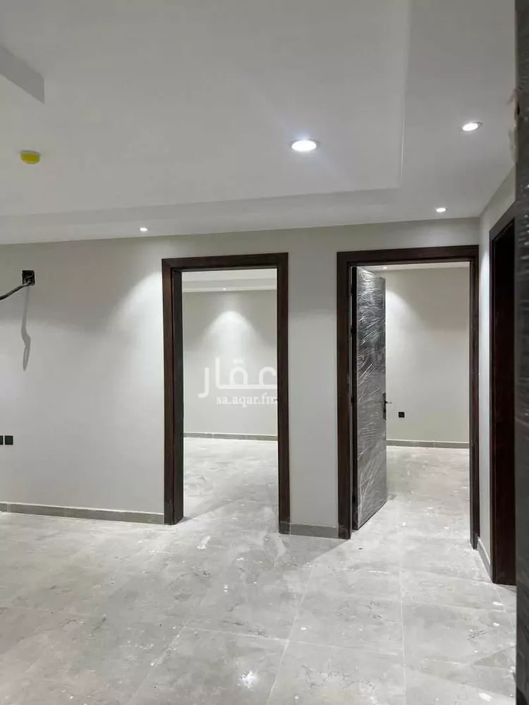 عمارة للإيجار في شارع محمد بن مخلد الانصاري, حي الفيصلية, مدينة الرياض, منطقة الرياض صورة 2
