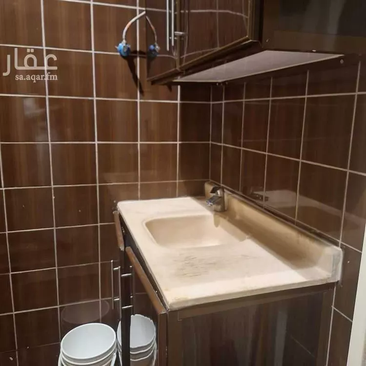 غرفة للإيجار في شارع عبدالرحمن بن مهنا, حي الربيع, مدينة الرياض, منطقة الرياض صورة 4