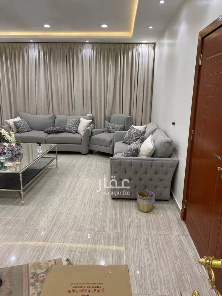 فيلا للبيع في شارع الساعي ، حي الفيحاء ، الرياض ، منطقة الرياض صورة 4