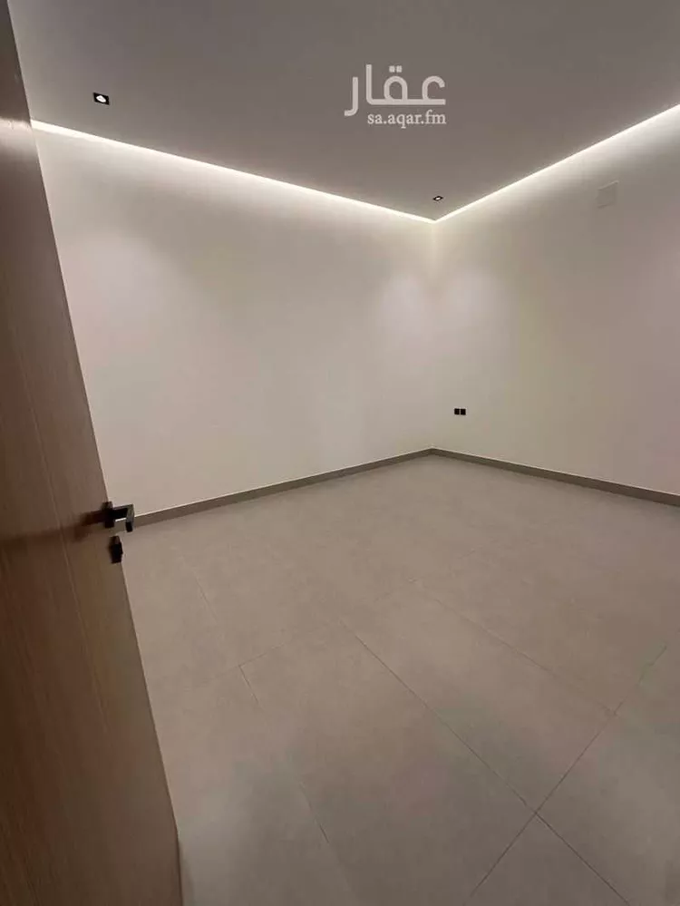 فيلا للبيع في شارع شارع حكيم بن حزام, حي الأندلس, مدينة المزاحميه, منطقة الرياض صورة 3