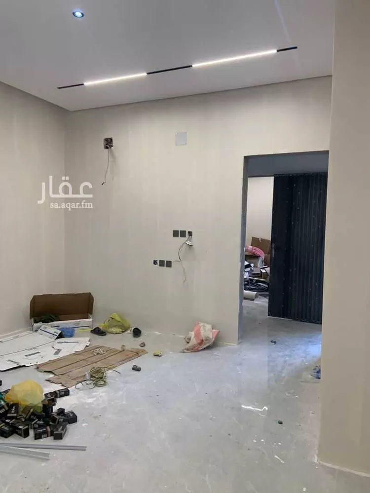 دور للبيع في شارع عثمان بن صالح, حي السويدي, مدينة الرياض, منطقة الرياض صورة 2