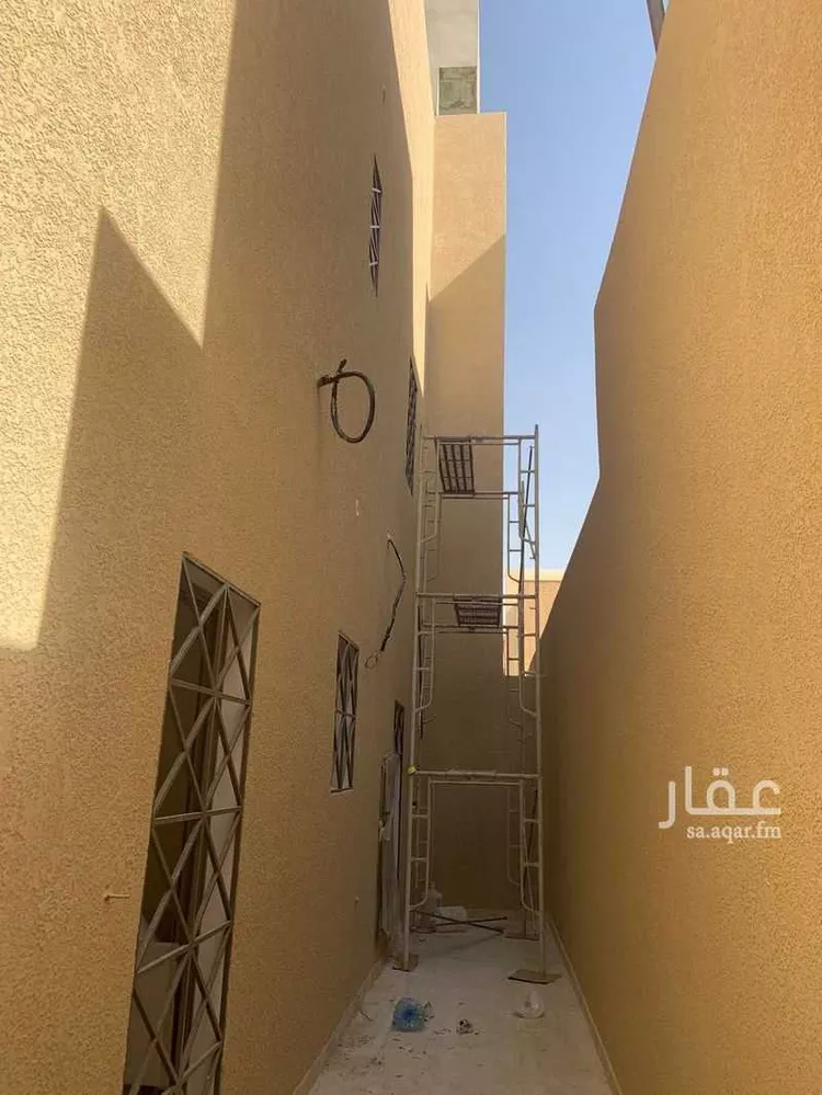 دور للبيع في شارع عثمان بن صالح, حي السويدي, مدينة الرياض, منطقة الرياض صورة 3