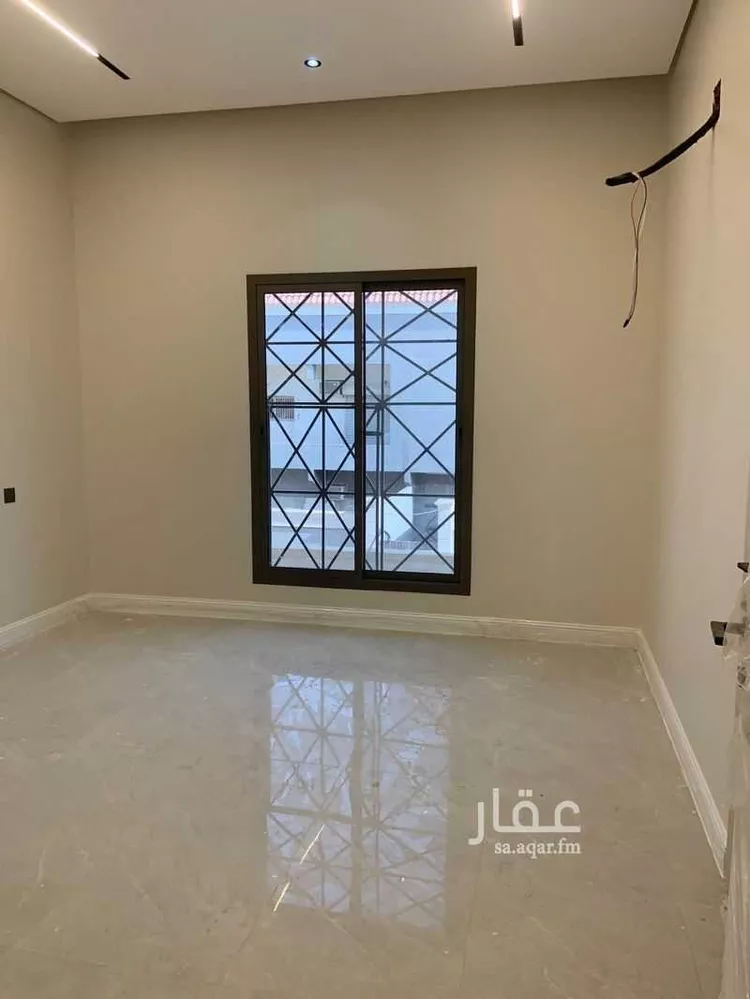 دور للبيع في شارع عثمان بن صالح, حي السويدي, مدينة الرياض, منطقة الرياض صورة 4