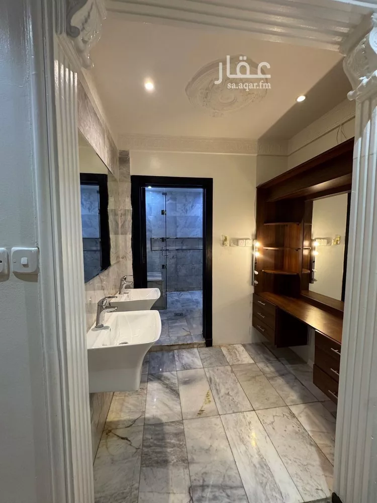 Villa for Sale in Riyadh Al Munsiyah 9