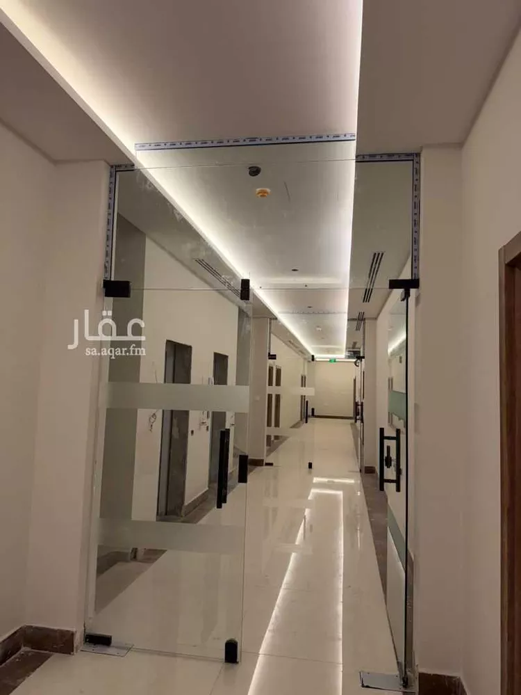 Building for Rent in Riyadh Al Janadriyah 7
