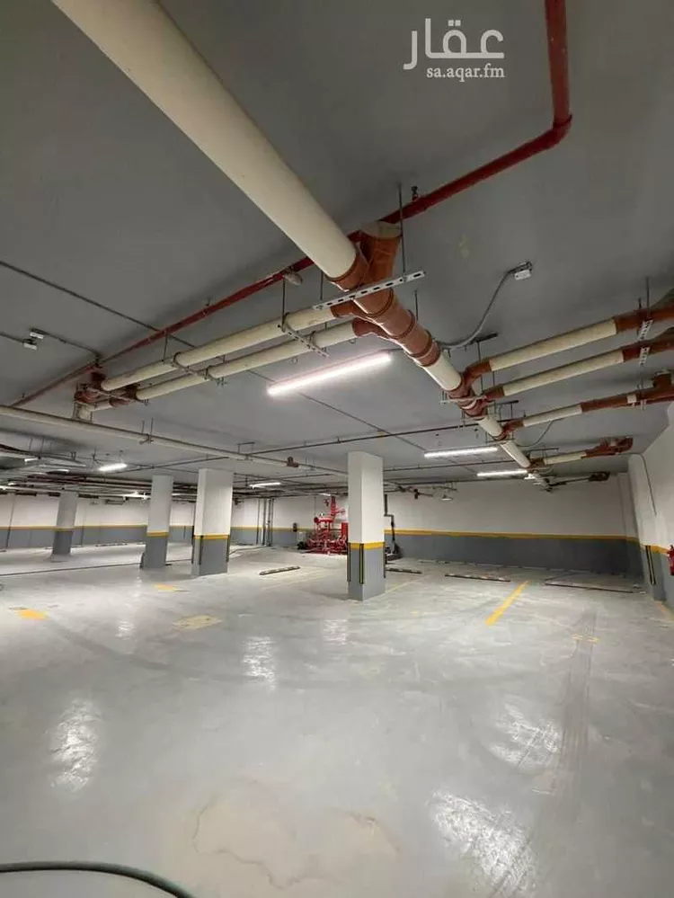عمارة للإيجار في شارع عبدالله ابن سعود ابن عبدالعزيز ، حي الجنادرية ، الرياض ، منطقة الرياض 17