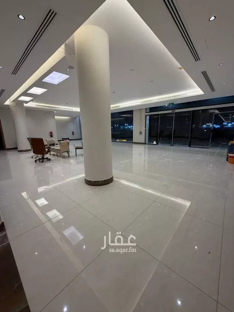عمارة للإيجار في شارع عبدالله ابن سعود ابن عبدالعزيز ، حي الجنادرية ، الرياض ، منطقة الرياض صورة 5