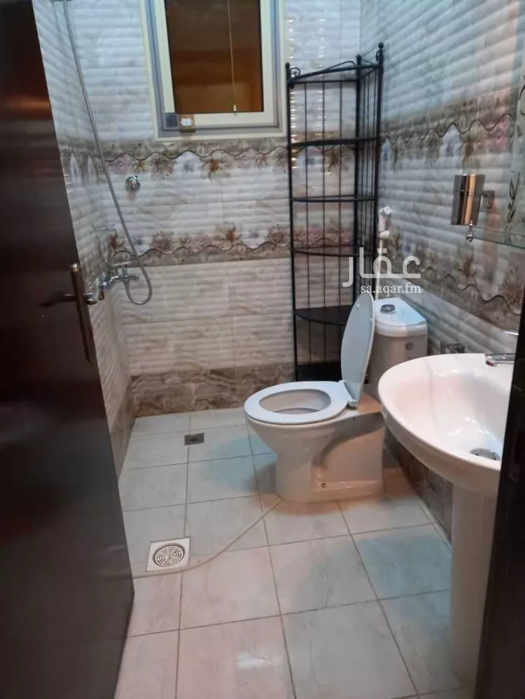 شقة للإيجار في شارع حسين ابن عرفطة ، حي الجابرية ، ينبع ، ينبع صورة 3