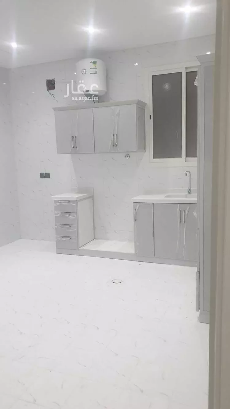 فيلا للإيجار في شارع رقم 333, حي الملقا, مدينة الرياض, منطقة الرياض صورة 3