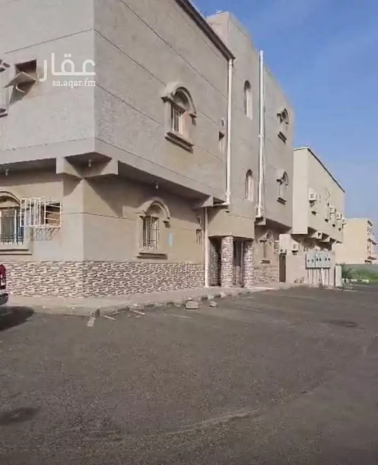 عمارة للإيجار في شارع ابي الفضل البغدادي ، حي المجد ، ينبع ، ينبع