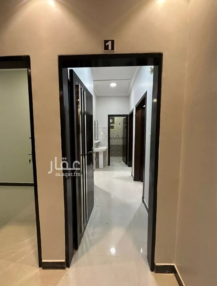 عمارة للإيجار في شارع عبدالمحسن أبابطين, حي النسيم الشرقي, مدينة الرياض, منطقة الرياض صورة 2