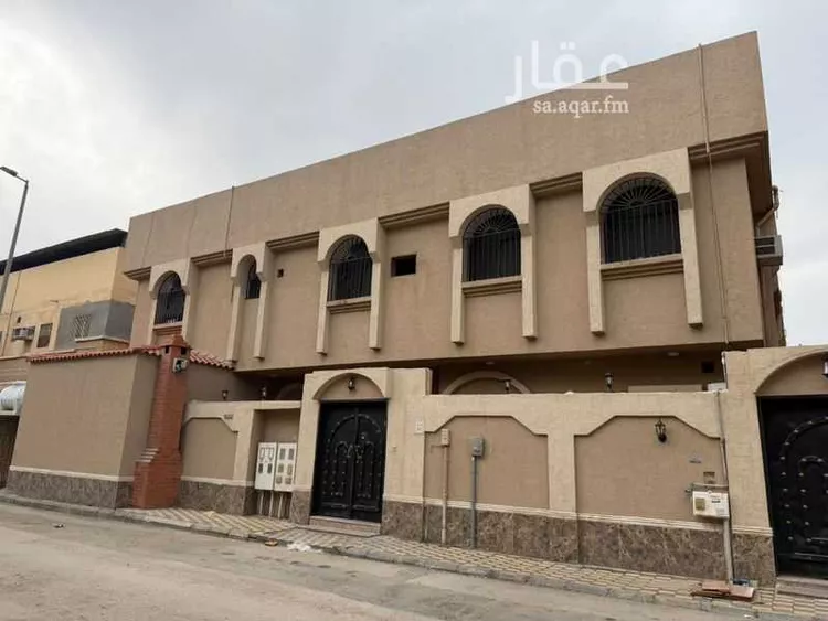 عمارة للبيع في شارع رافع ابو البهي ، حي النابية ، سيهات‎ ، القطيف