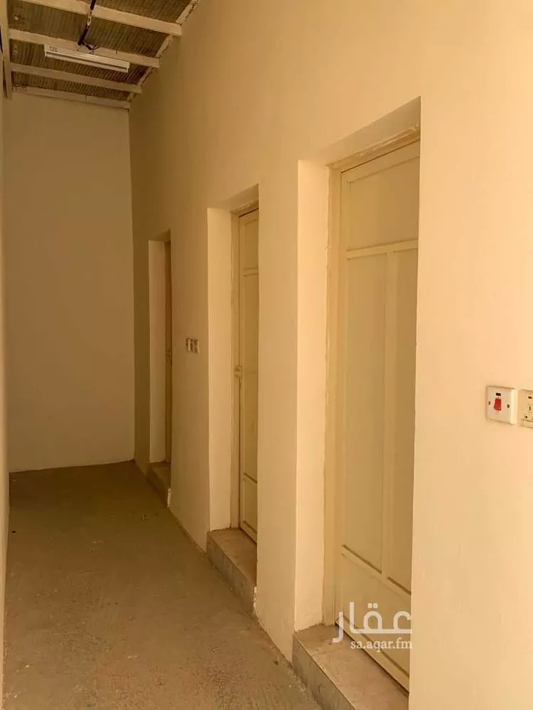 عمارة للإيجار في شارع 2326795, حي الواحة, مدينة بقيق, المنطقة الشرقية صورة 4