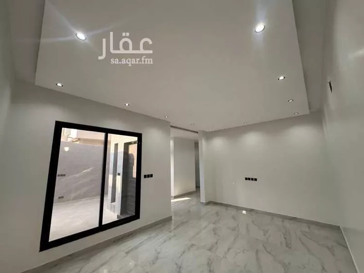 دور للبيع في شارع أحمد العطار, حي الرمال, مدينة الرياض, منطقة الرياض صورة 2