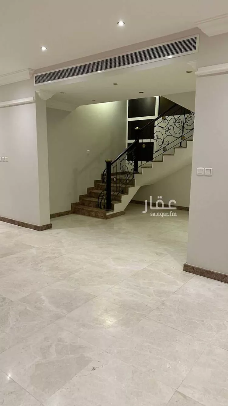 فيلا للبيع في شارع الناصره, مدينة الظهران, المنطقة الشرقية صورة 2
