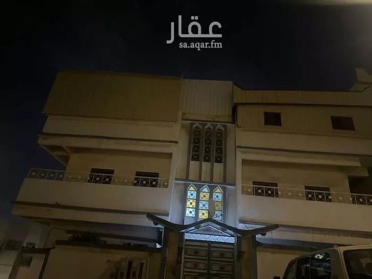 بيت للبيع في شارع الخبر ، حي الربوة ، ابها ، منطقة عسير
