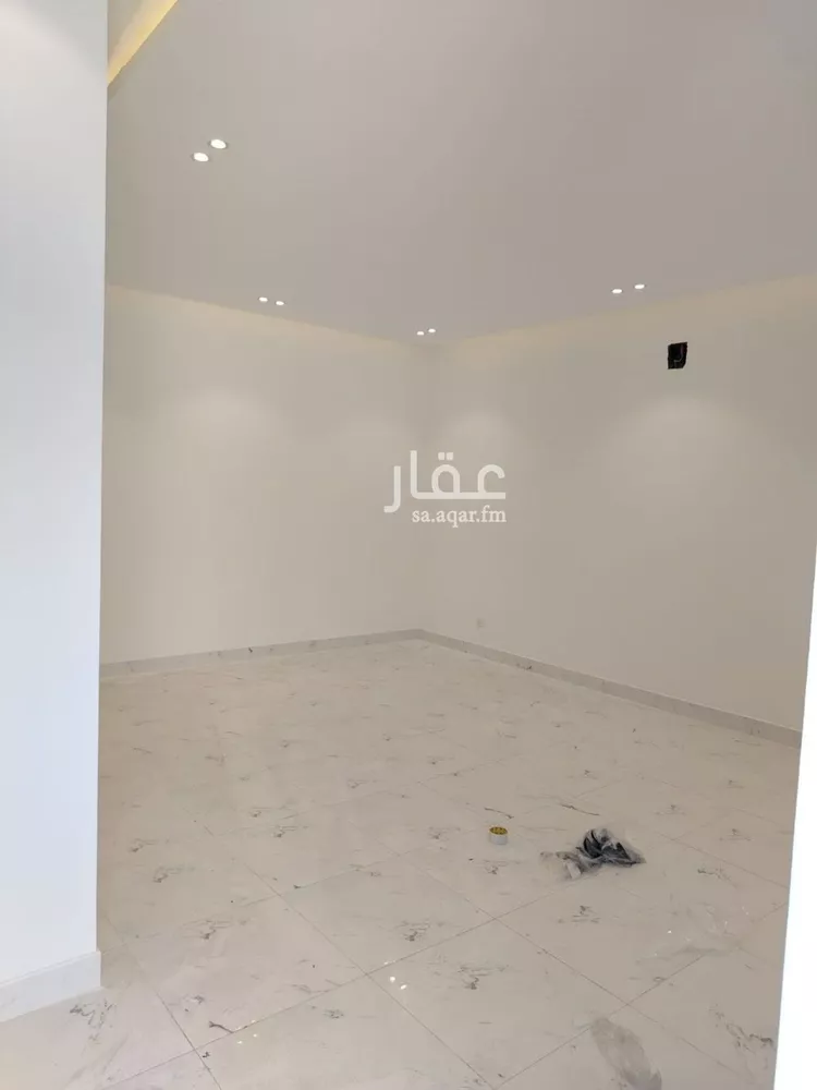 فيلا للبيع في شارع إسماعيل بن أبي اليسر, حي العارض, مدينة الرياض, منطقة الرياض صورة 5