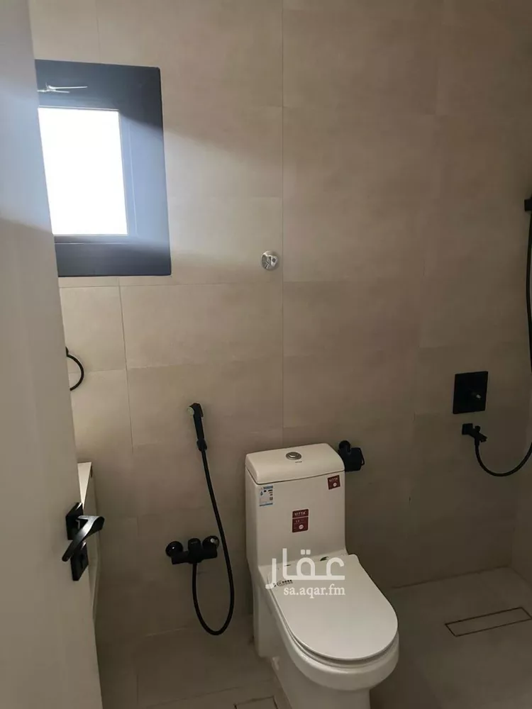 فيلا للبيع في شارع محمد بن طولون, حي العارض, مدينة الرياض, منطقة الرياض صورة 2