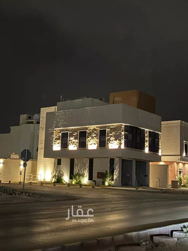 عمارة للإيجار في شارع اسماء بنت مالك, حي العارض, مدينة الرياض, منطقة الرياض 8