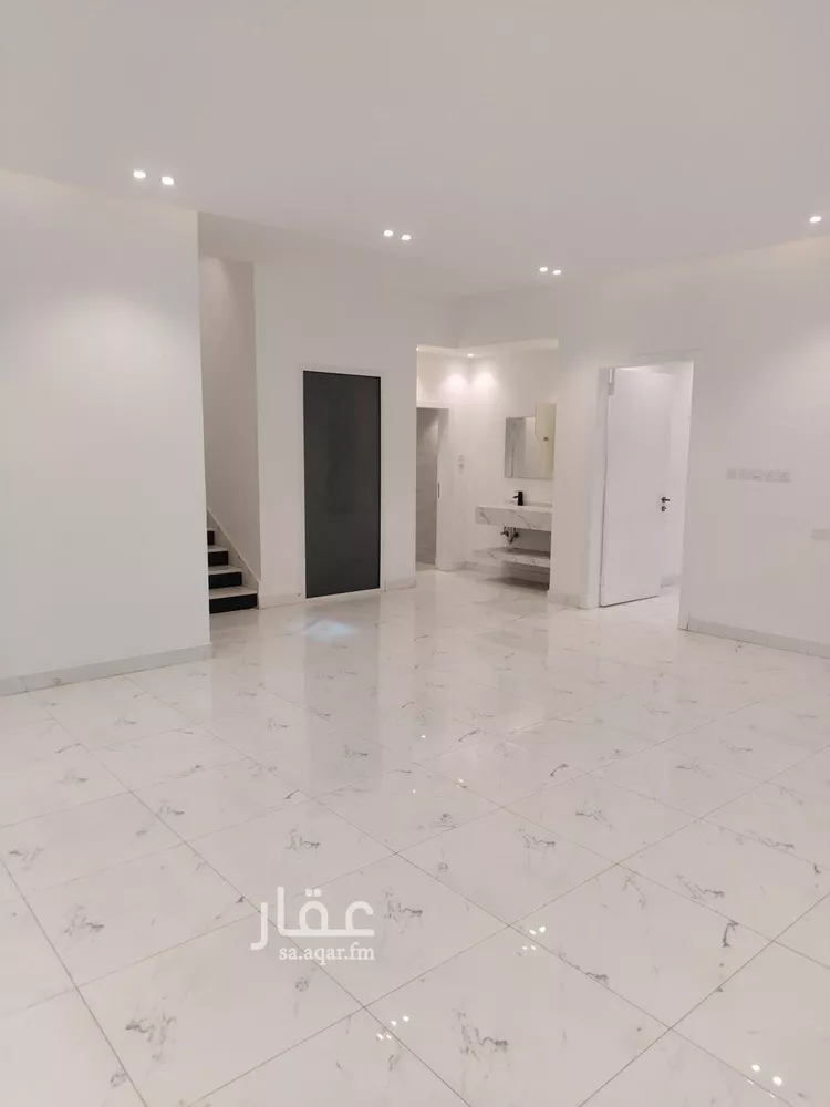 فيلا للبيع في شارع إسماعيل بن أبي اليسر, حي العارض, مدينة الرياض, منطقة الرياض صورة 5