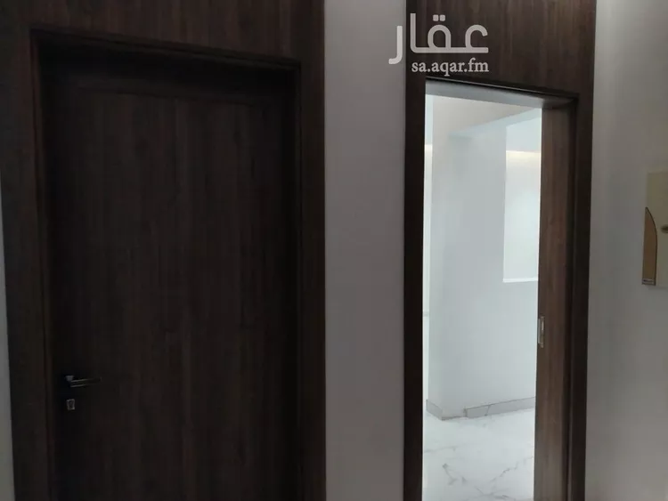 دور للبيع في شارع أحمد البراج, حي العارض, مدينة الرياض, منطقة الرياض صورة 3