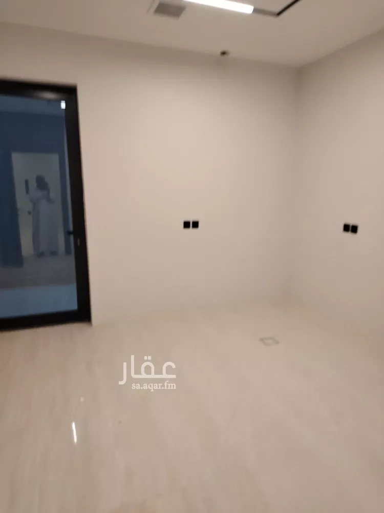 فيلا للبيع في شارع يوسف الشافعي, حي العارض, مدينة الرياض, منطقة الرياض صورة 2