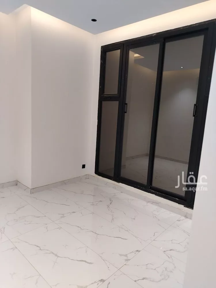 دور للبيع في شارع أحمد البراج, حي العارض, مدينة الرياض, منطقة الرياض