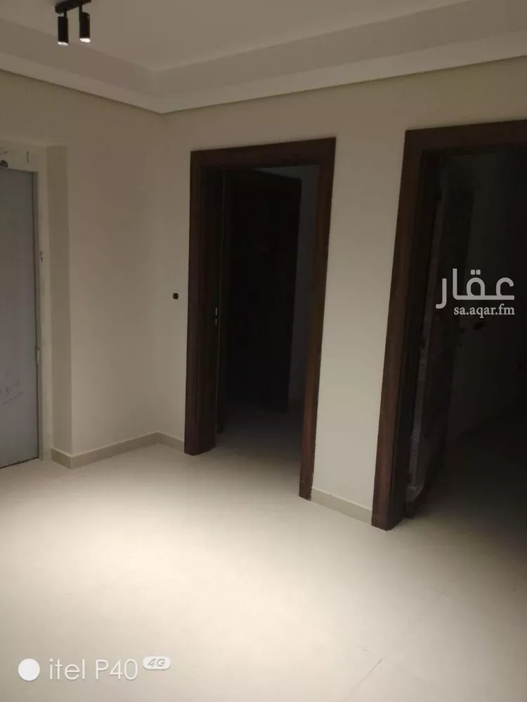 عمارة للإيجار في شارع اسماء بنت مالك, حي العارض, مدينة الرياض, منطقة الرياض 10